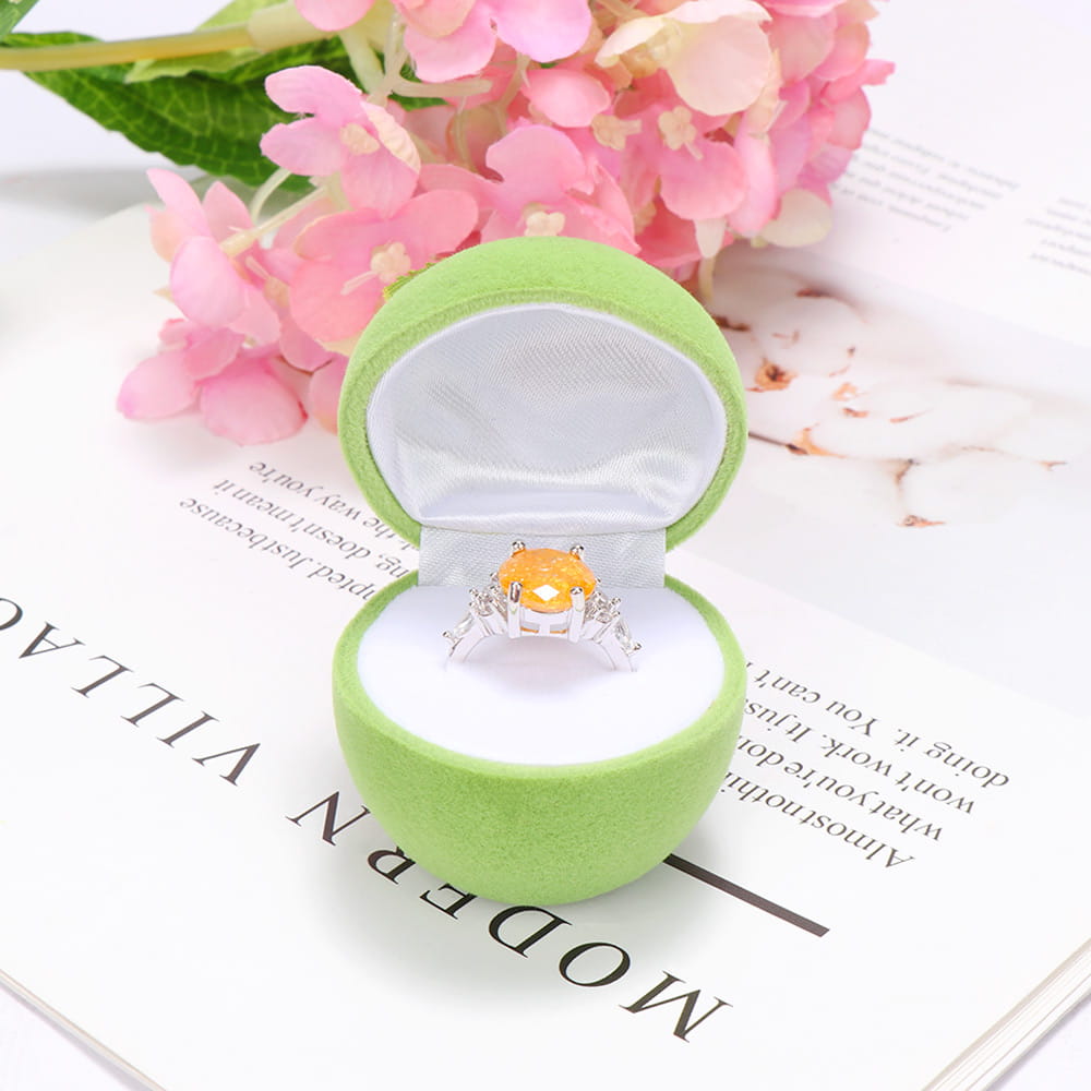 Lovely green apple ring box.