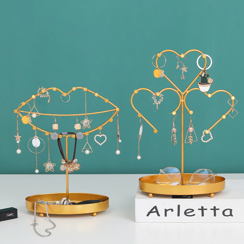 Display for beauty mouth and love heart wrought iron lovely style jewelry stand tower.